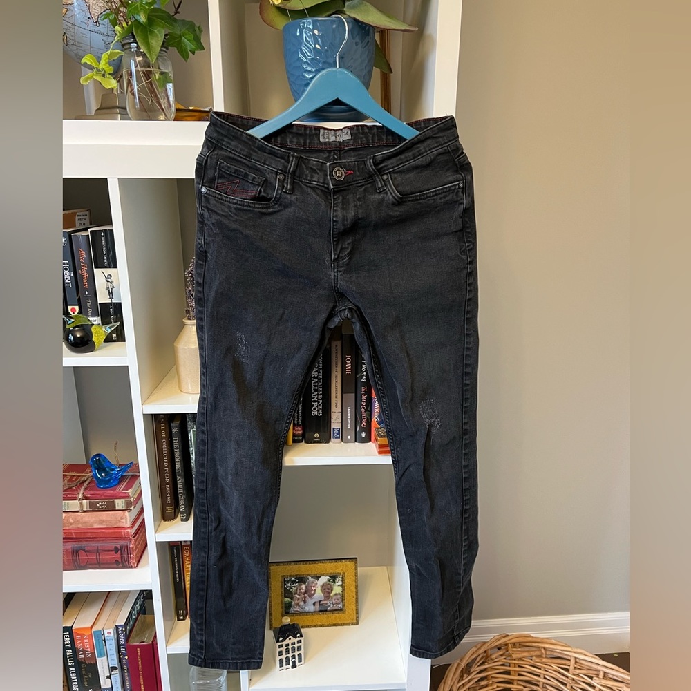 DNMX Skinny Jeans Size 34 Black Distressed with Red Pocket Details